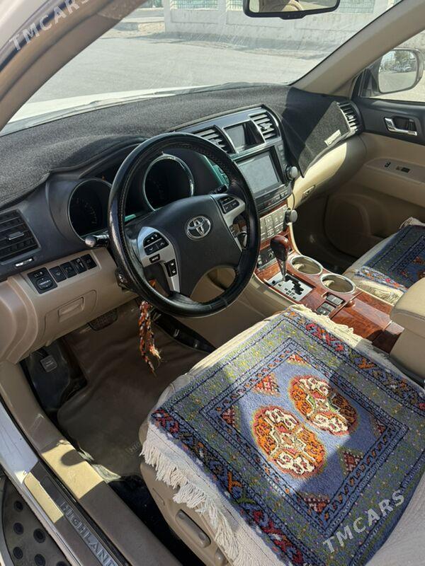 Toyota Highlander 2013 - 400 000 TMT - Ашхабад - img 3