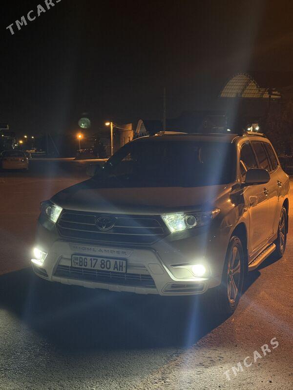 Toyota Highlander 2013 - 400 000 TMT - Ашхабад - img 4