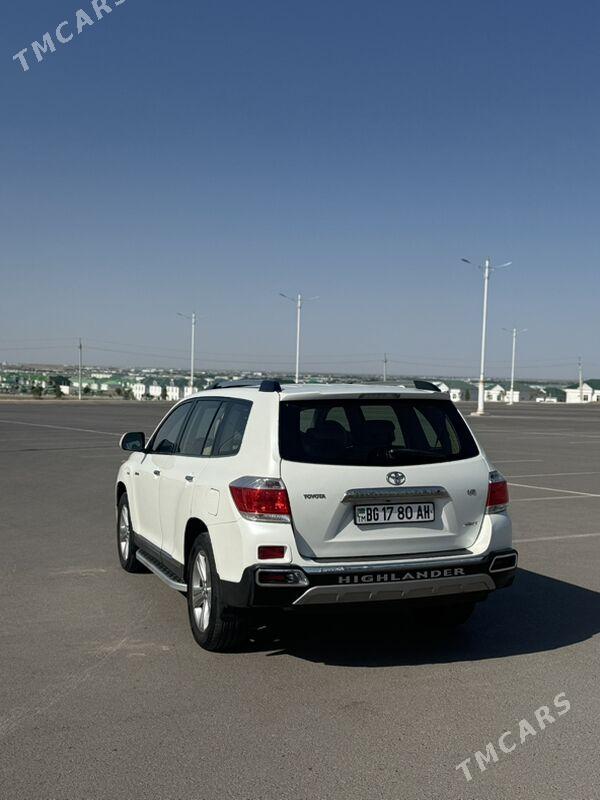Toyota Highlander 2013 - 400 000 TMT - Ашхабад - img 2