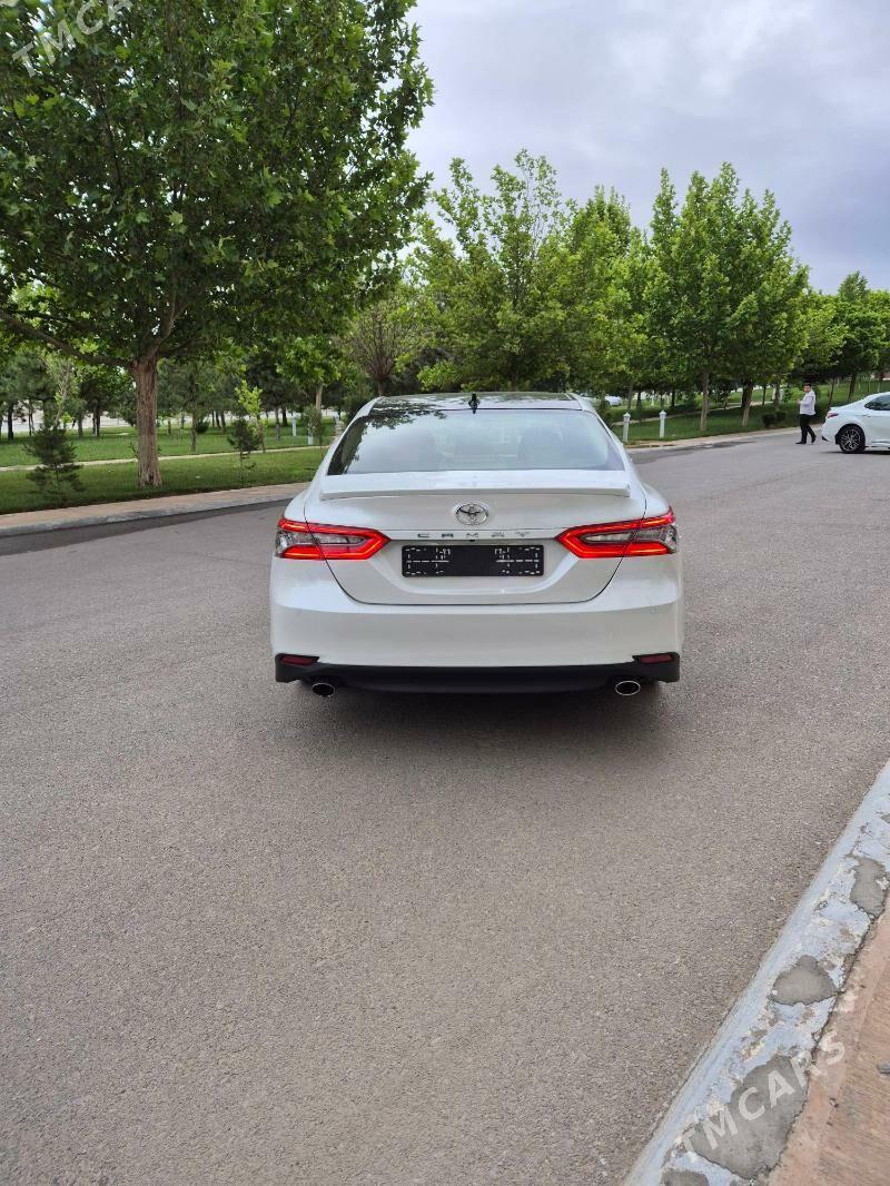 Toyota Camry 2023 - 560 000 TMT - Ашхабад - img 4