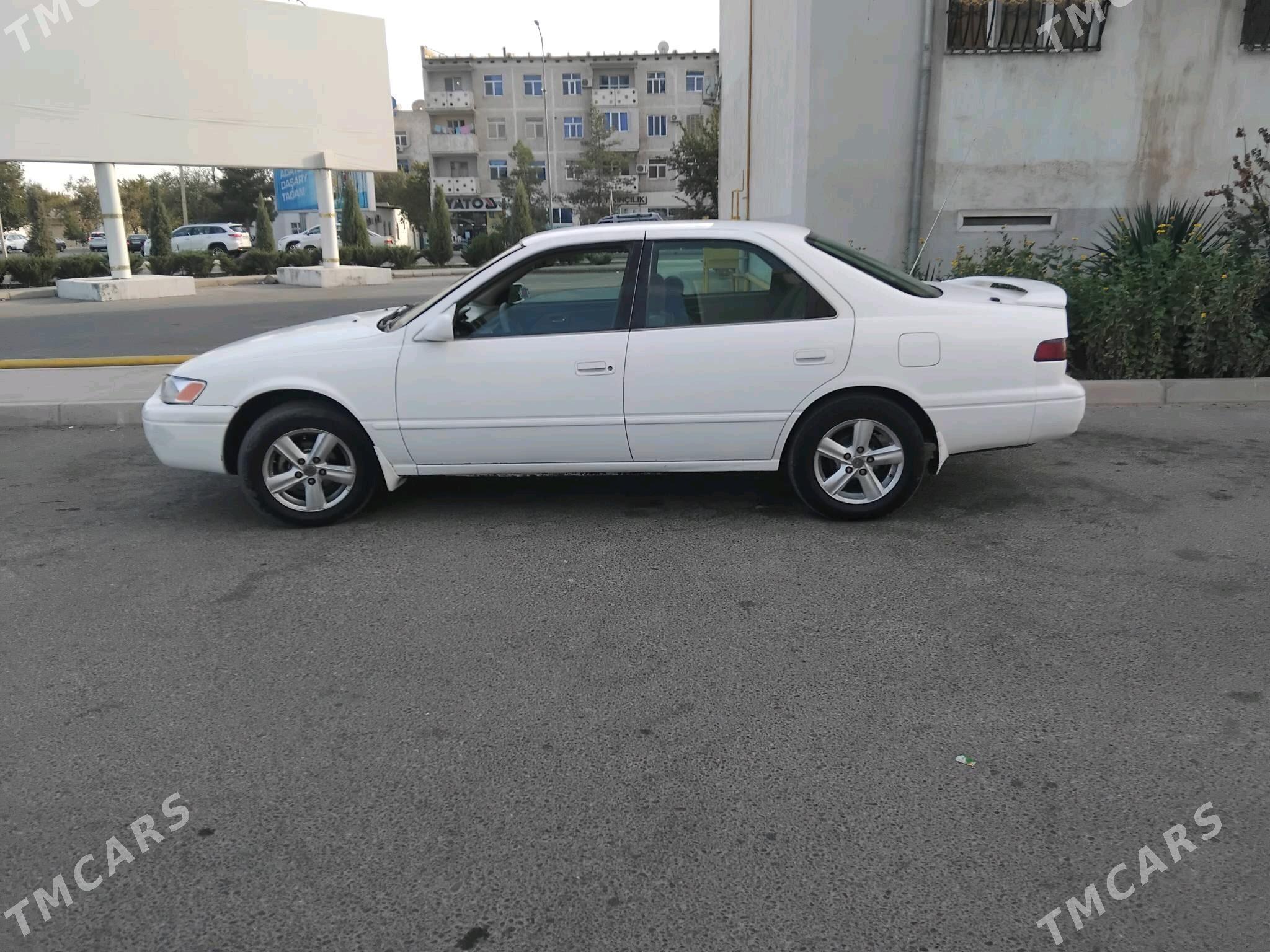 Toyota Camry 1998 - 120 000 TMT - Мары - img 6