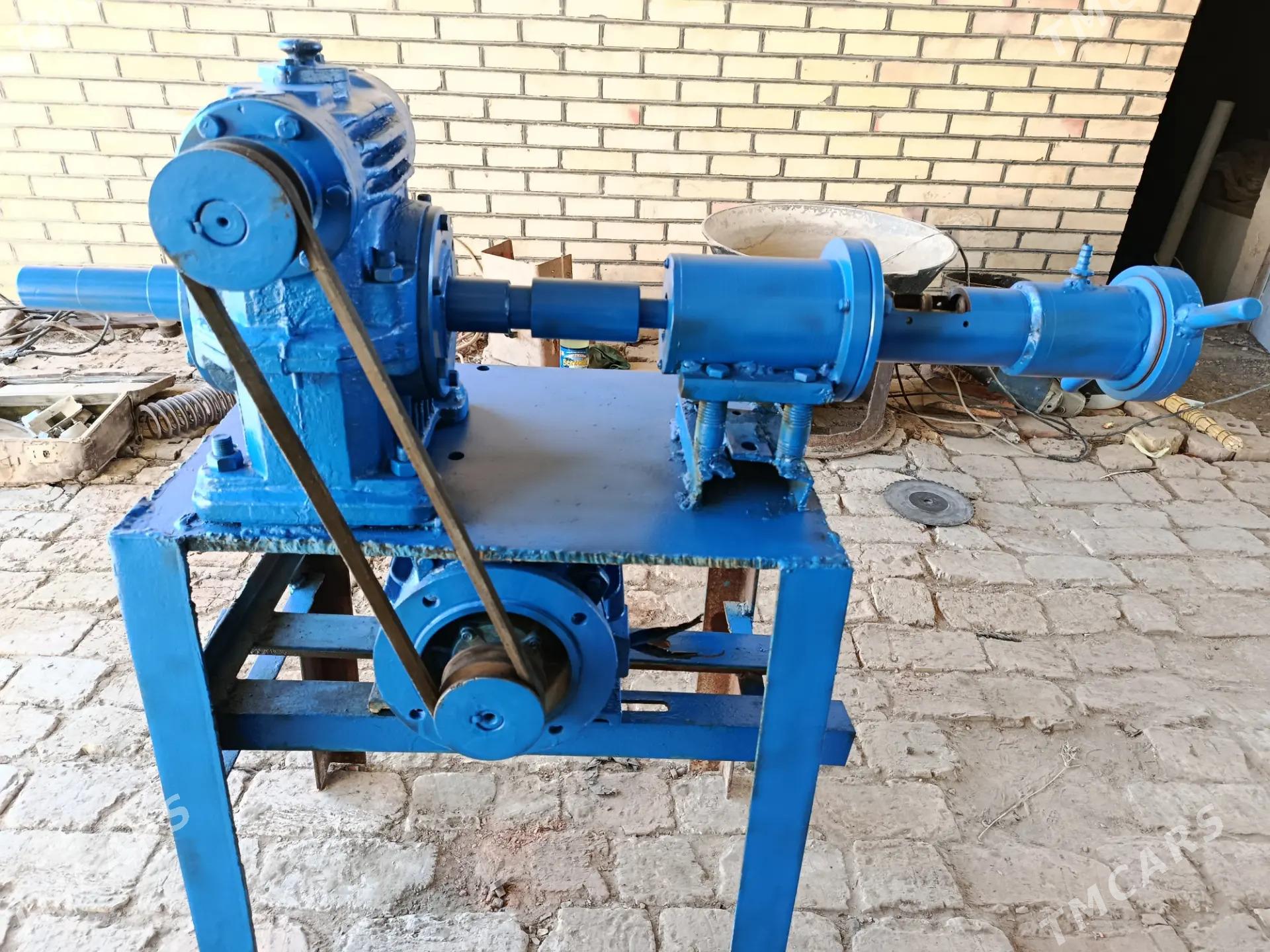wermişel çykarýan stanok - Сакарчага - img 4