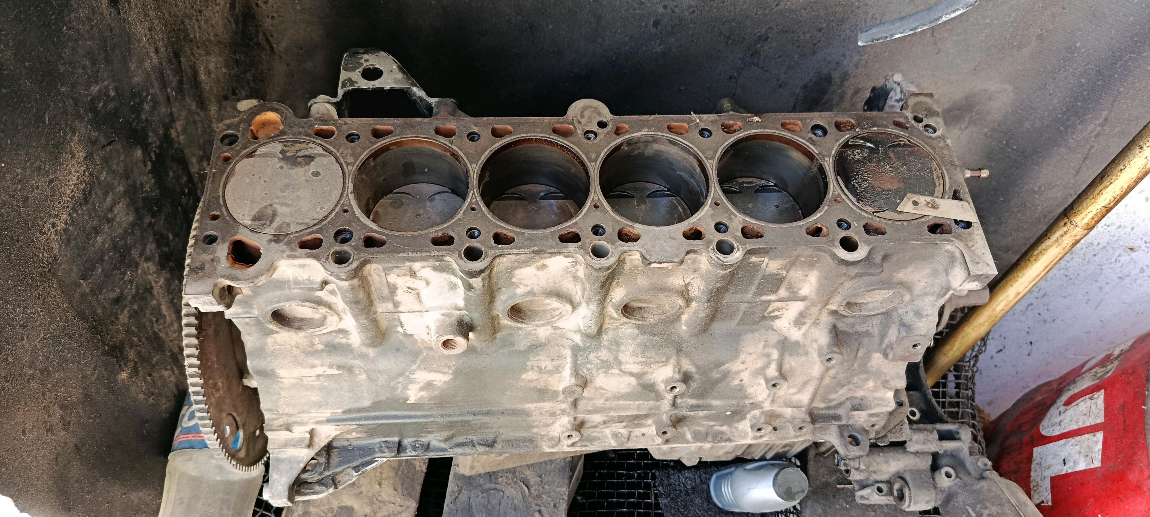 BMW blok 2.5 3 000 TMT - Ак-Бугдайский этрап - img 2