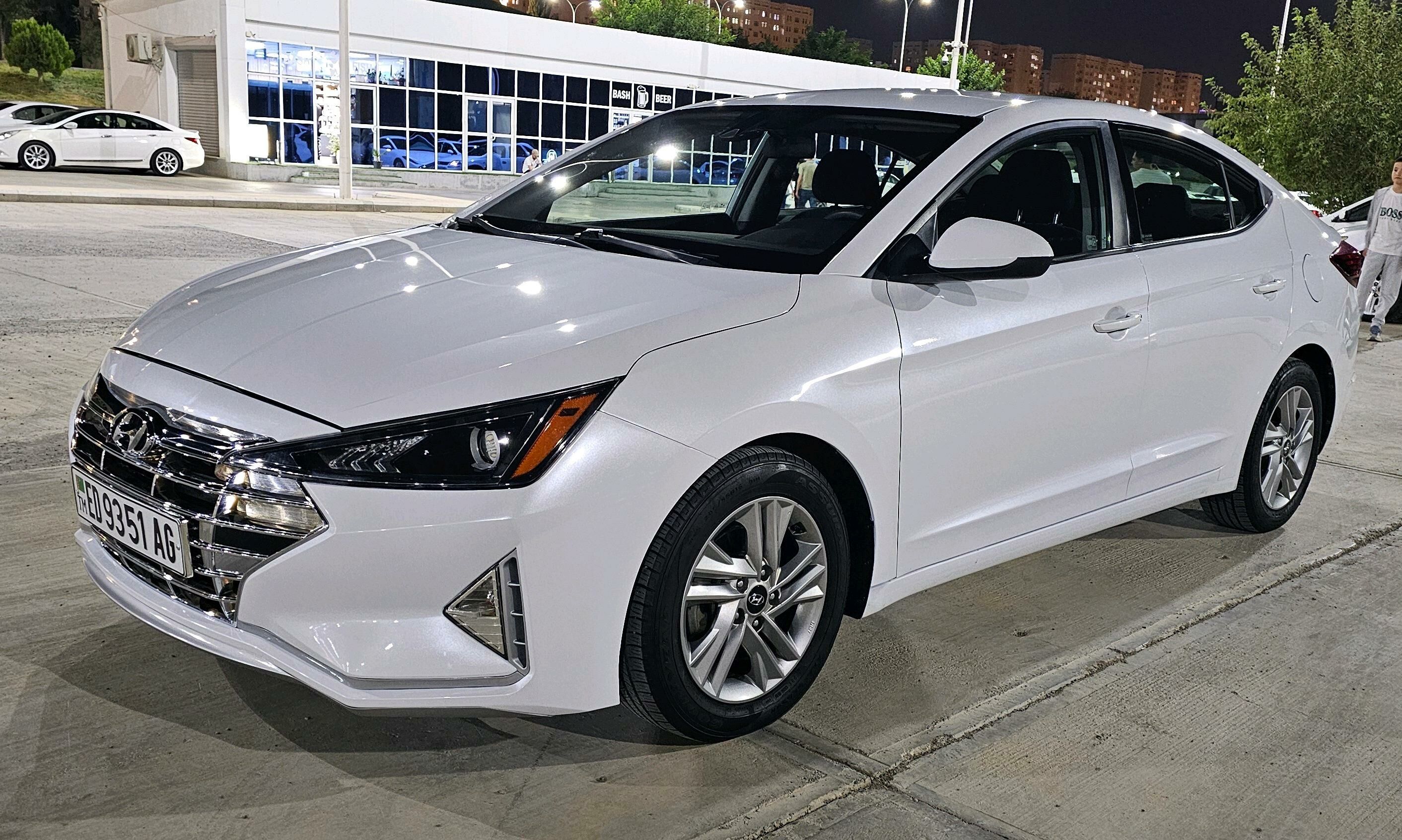 Hyundai Elantra 2020 - 199 000 TMT - Улица Ататурка - img 8