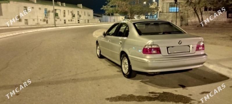 BMW E39 1999 - 100 000 TMT - Туркменбаши - img 4