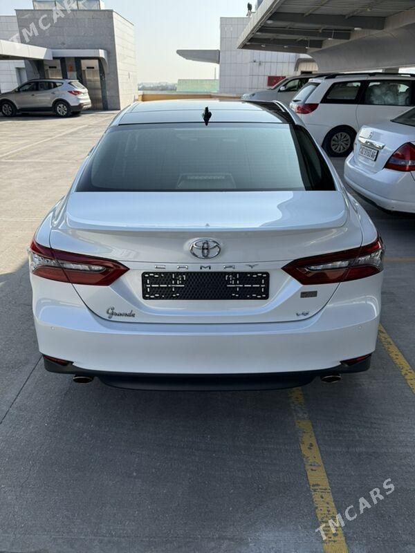 Toyota Camry 2023 - 637 000 TMT - Ашхабад - img 10