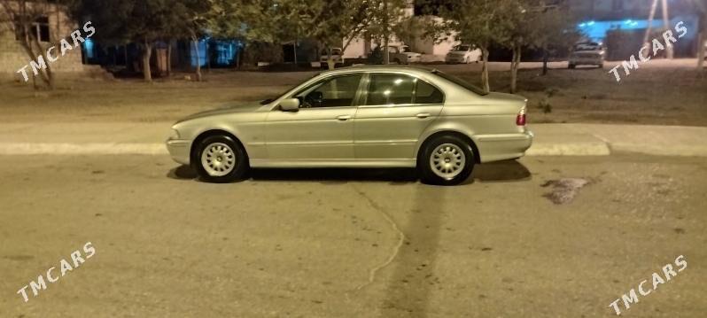 BMW E39 1999 - 100 000 TMT - Туркменбаши - img 6