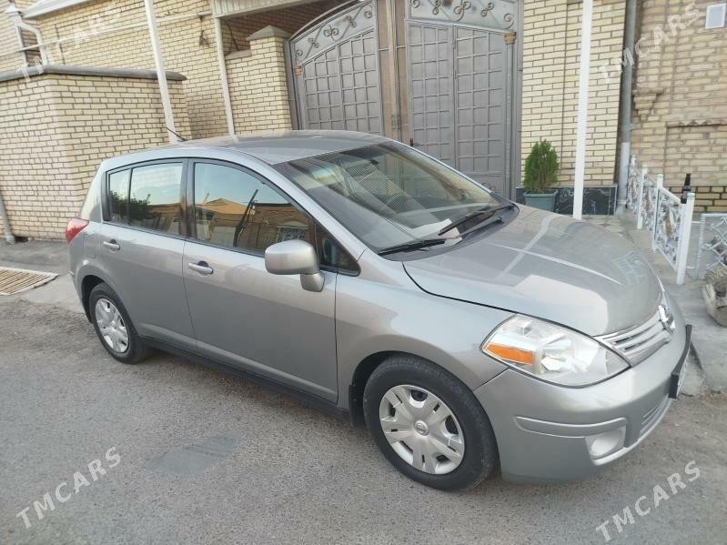 Nissan Versa 2010 - 130 000 TMT - Мары - img 2