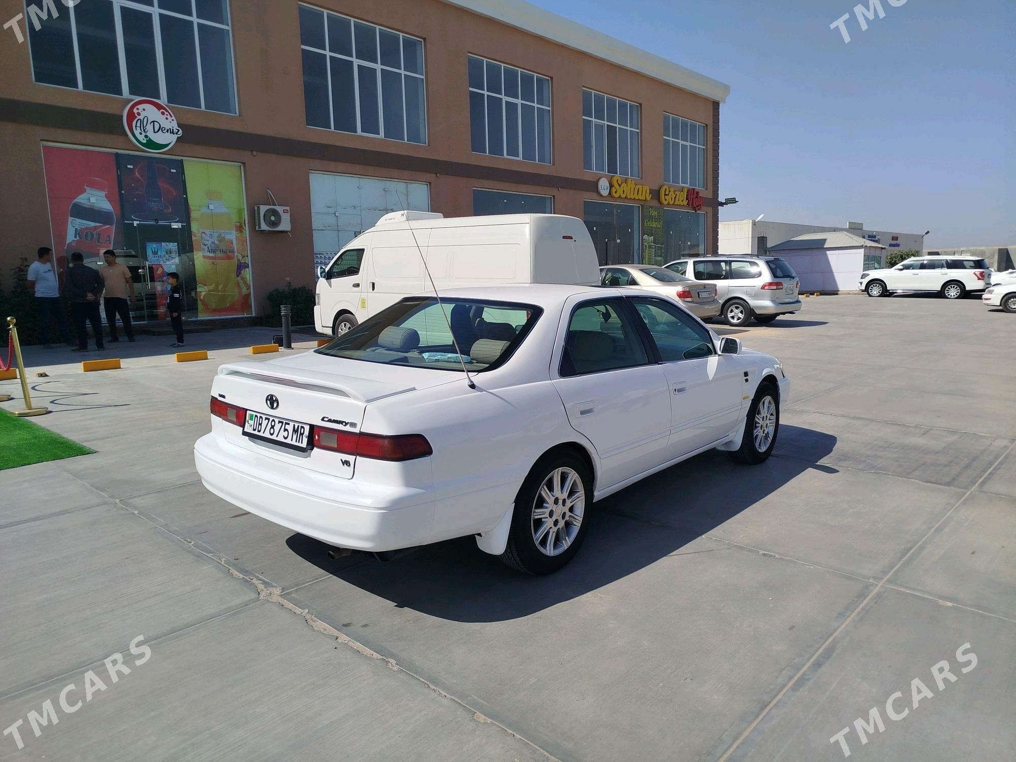 Toyota Camry 1999 - 126 000 TMT - Мары - img 3