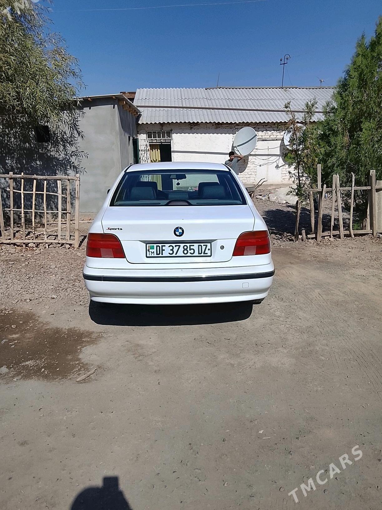 BMW 528 1998 - 95 000 TMT - Болдумсаз - img 4