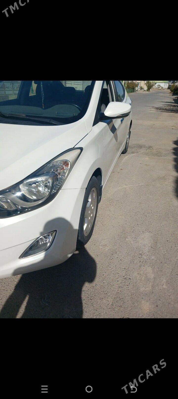 Hyundai Elantra 2013 - 160 000 TMT - Aşgabat - img 4