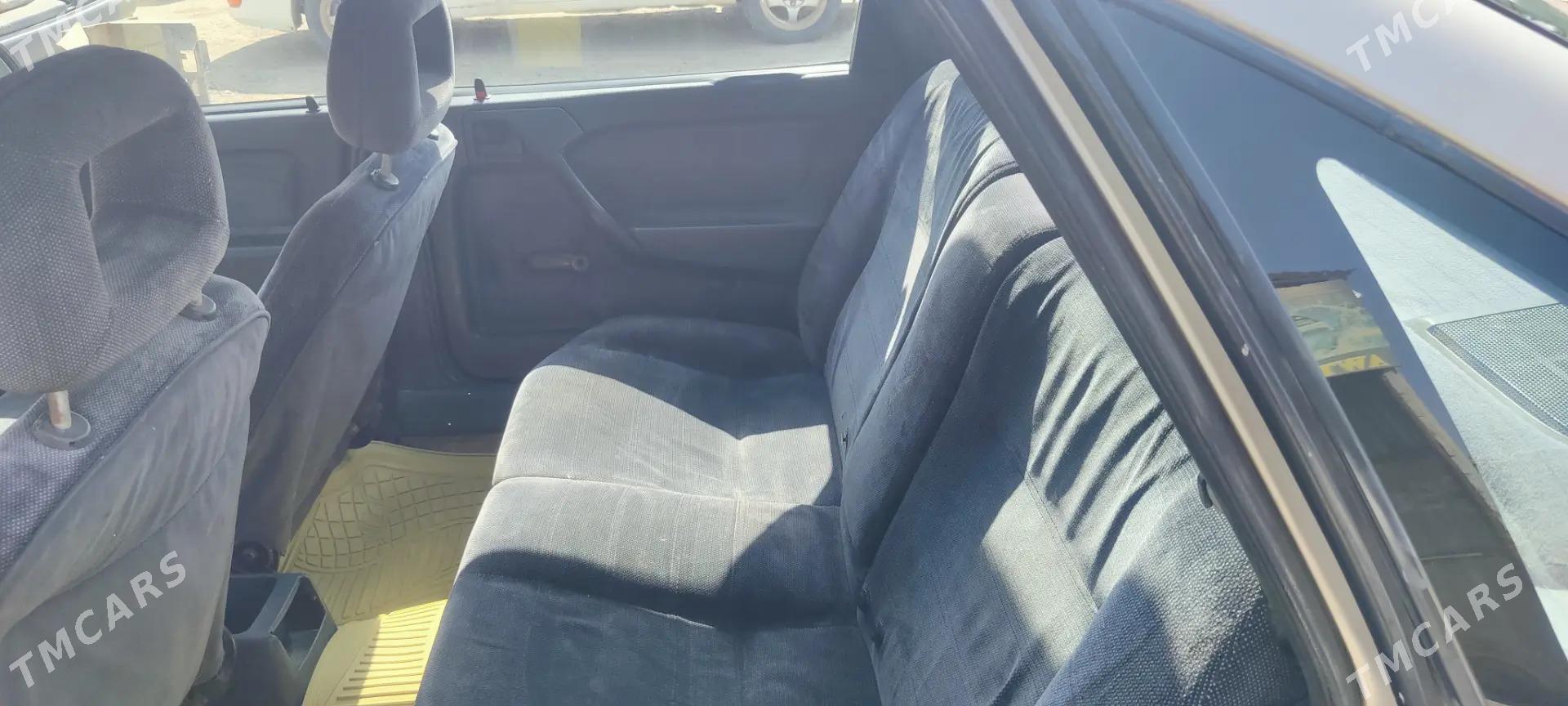 Opel Vectra 1990 - 35 000 TMT - Mary - img 3