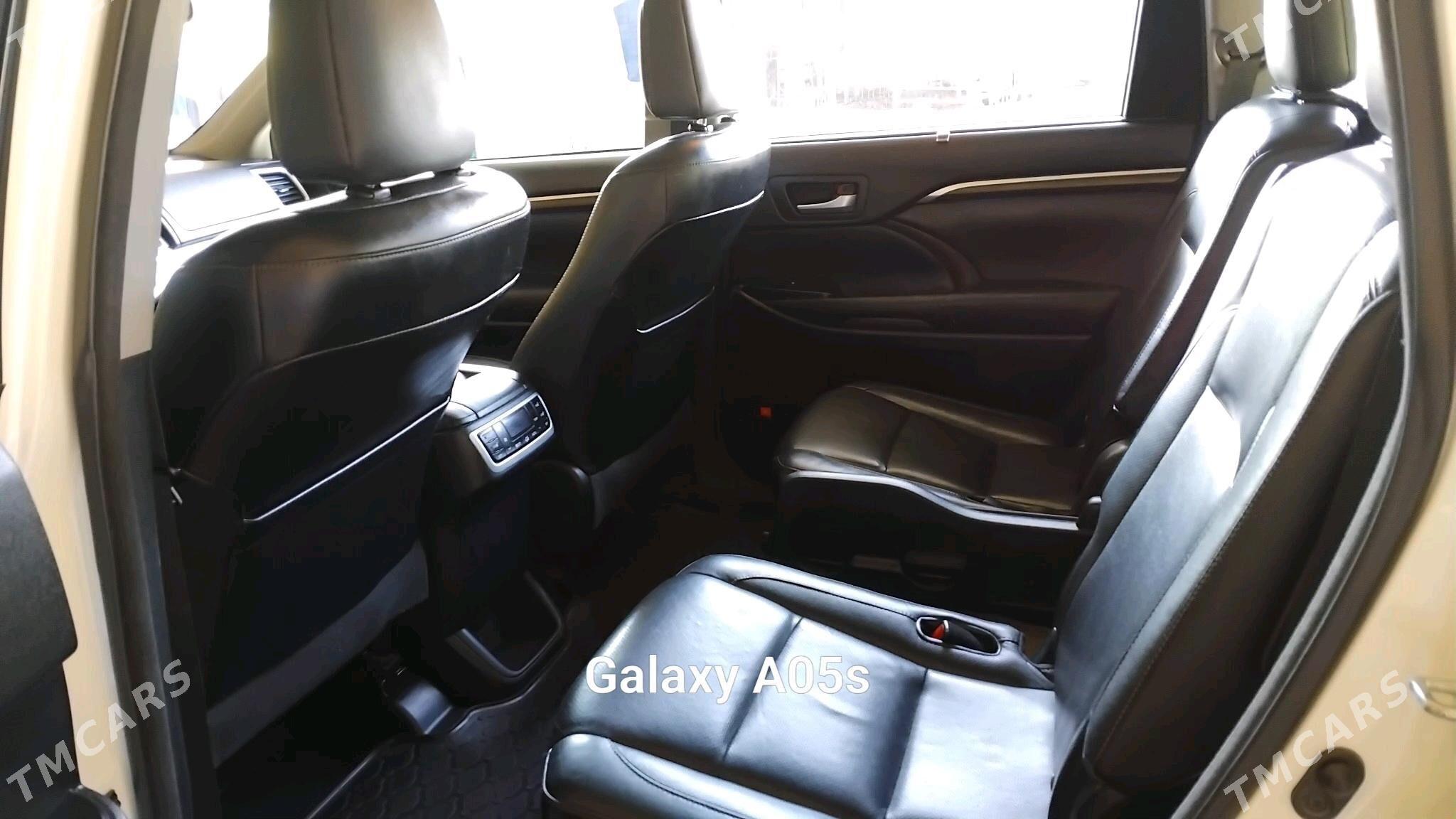 Toyota Highlander 2016 - 430 000 TMT - Aşgabat - img 3