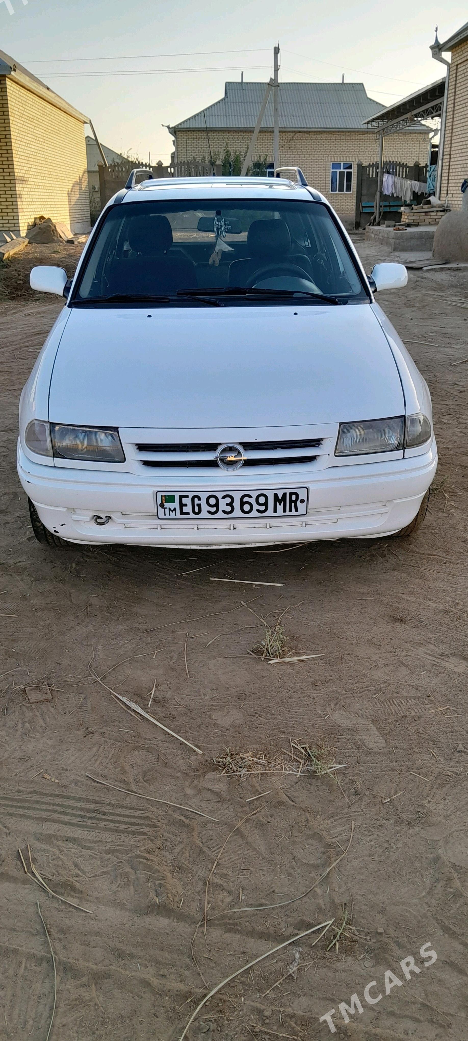 Opel Astra 1993 - 45 000 TMT - Мары - img 2