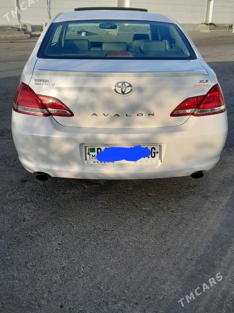 Toyota Avalon 2006 - 260 000 TMT - Gurtly - img 3