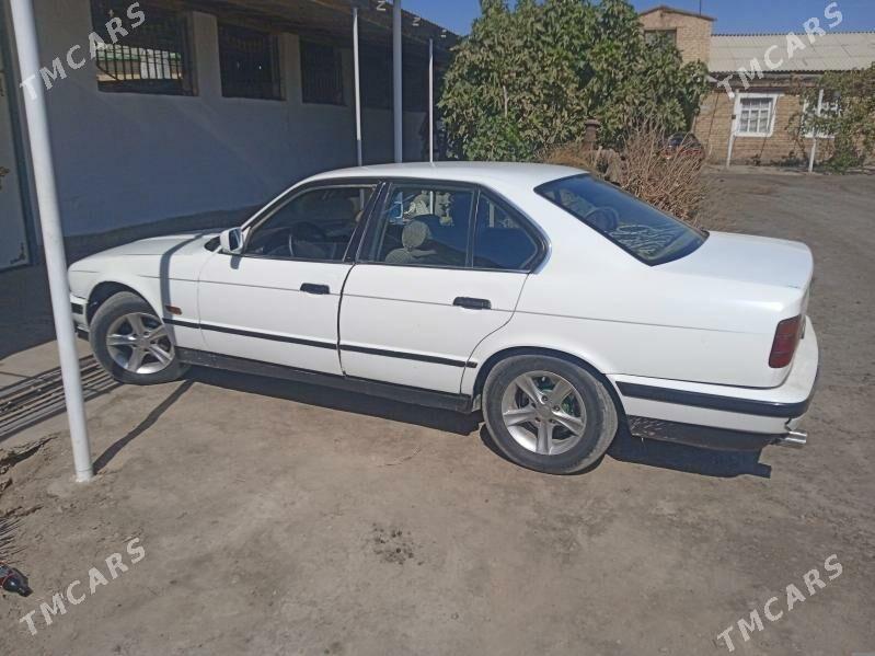 BMW 520 1989 - 32 000 TMT - Саят - img 3
