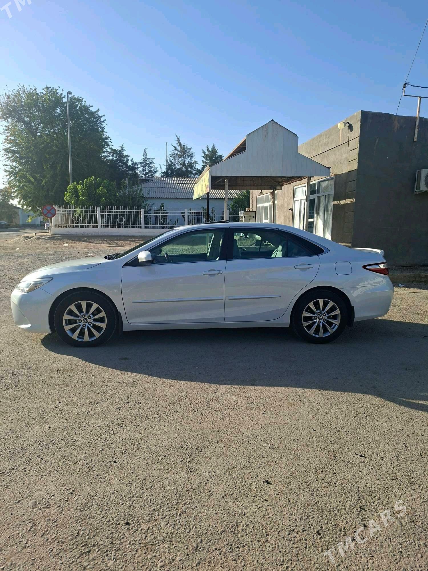 Toyota Camry 2017 - 325 000 TMT - Векильбазар - img 2
