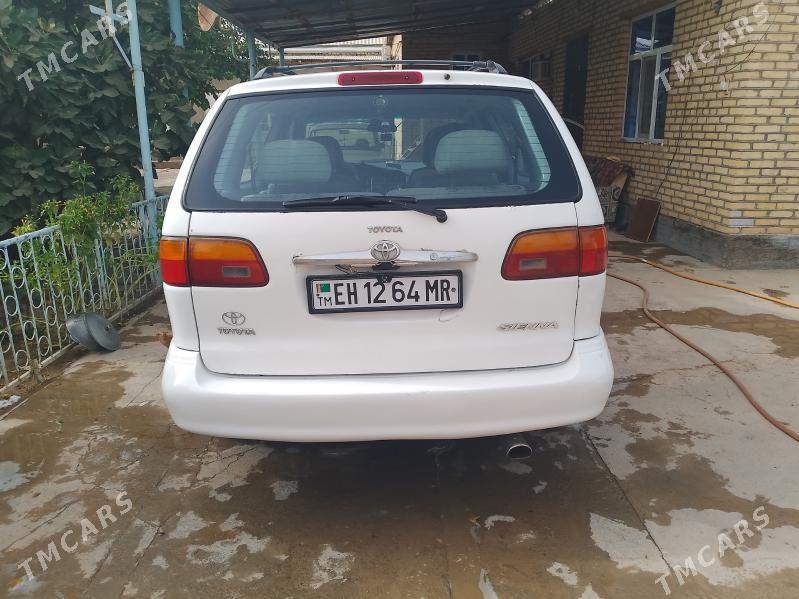 Toyota Sienna 2000 - 140 000 TMT - Байрамали - img 7