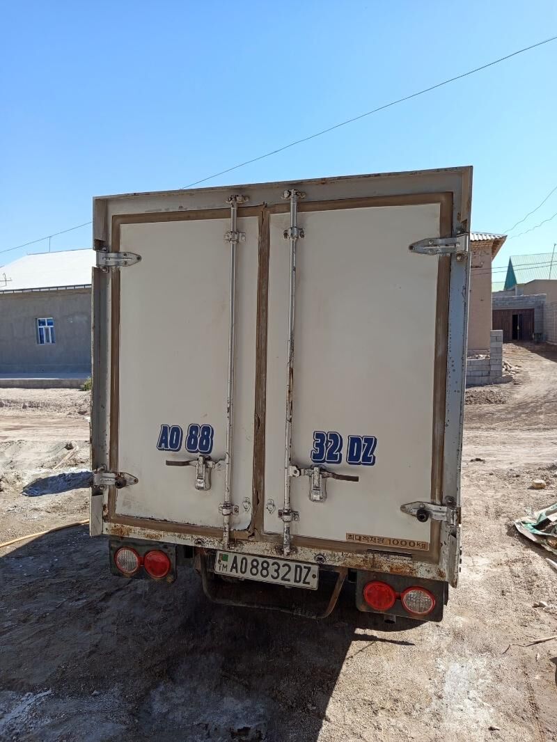 Киа борт 6 000 TMT - Гурбансолтан Едже - img 3