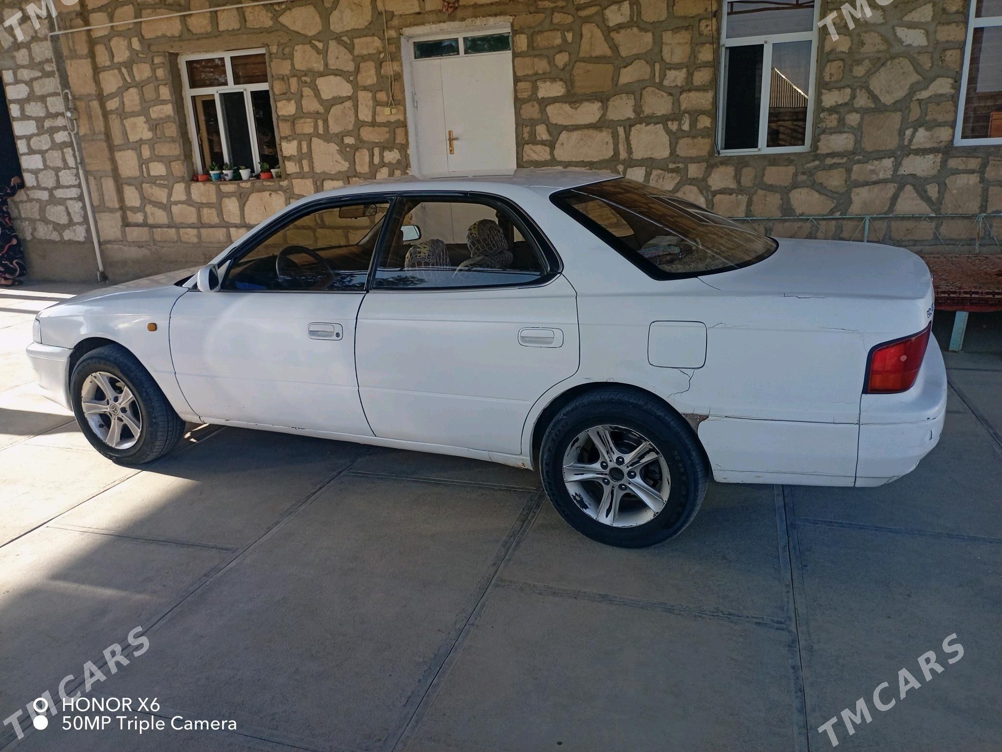 Toyota Camry 1995 - 57 000 TMT - Jebel - img 3