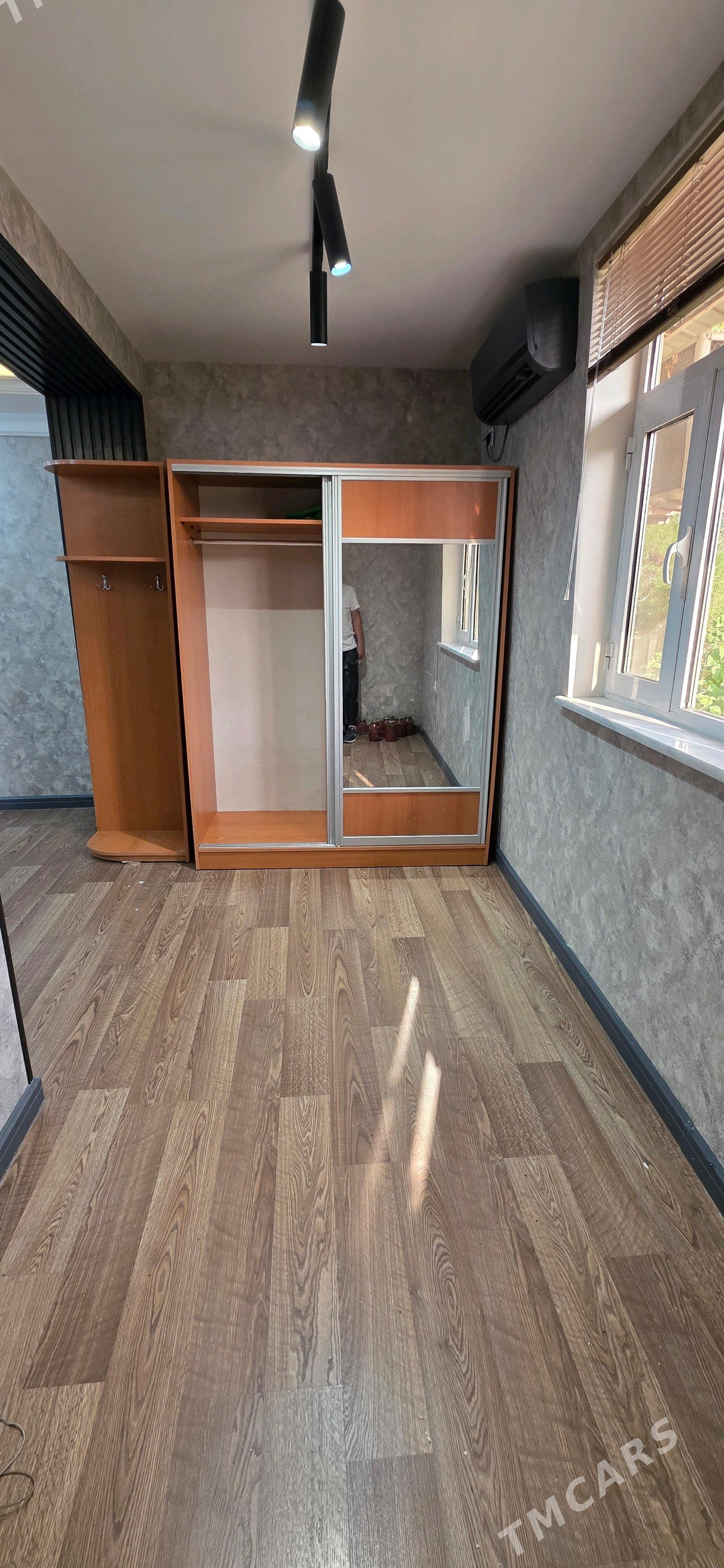 6 mkr 2 komnat - 6 мкр - img 7