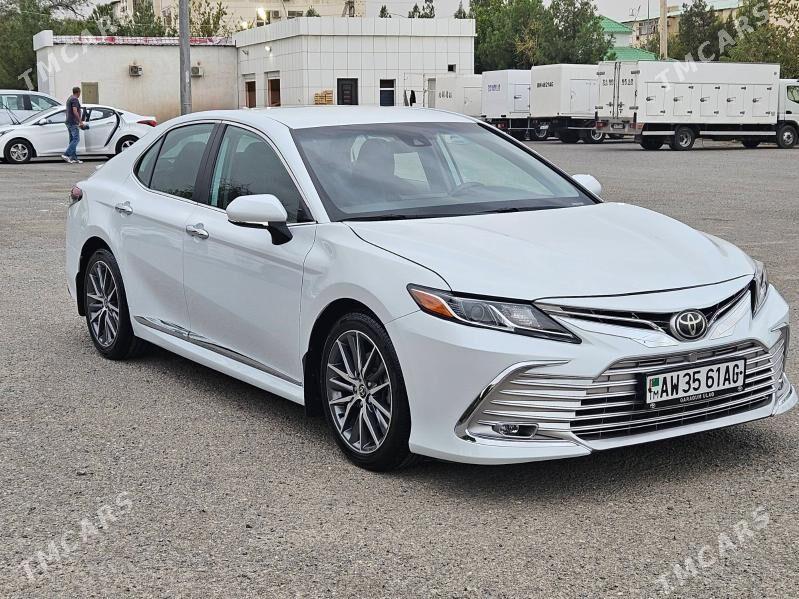 Toyota Camry 2022 - 285 000 TMT - 4 мкр - img 2