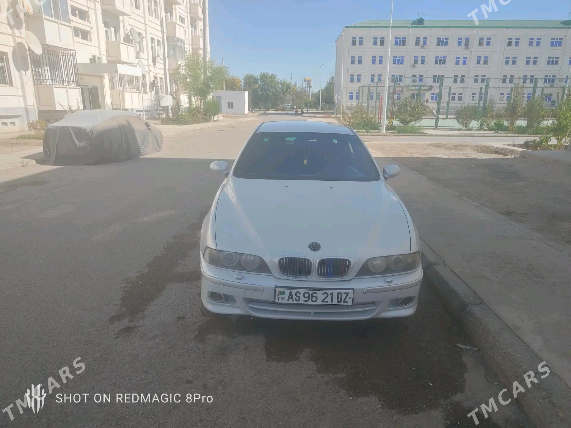 BMW 528 2000 - 120 000 TMT - Дашогуз - img 3