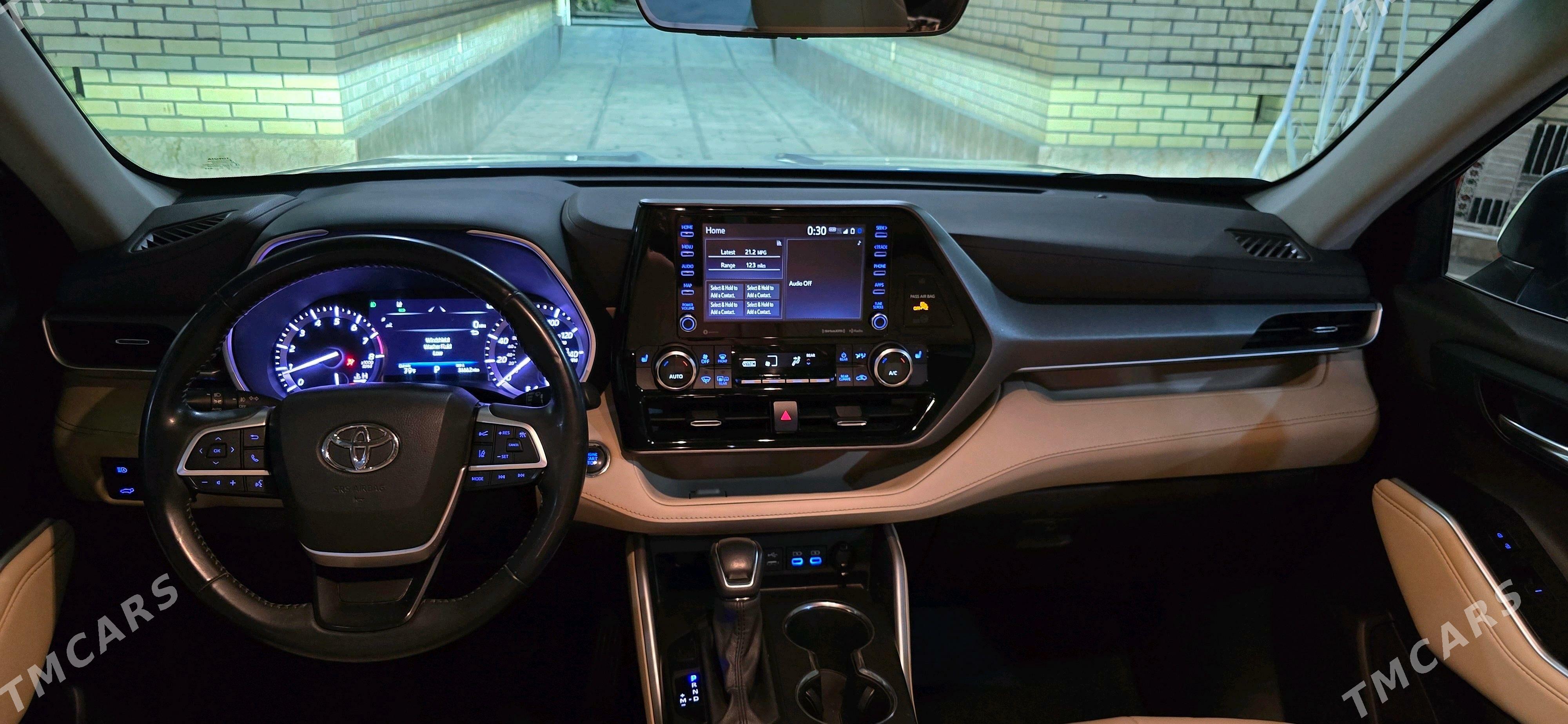 Toyota Highlander 2022 - 520 000 TMT - Мары - img 6