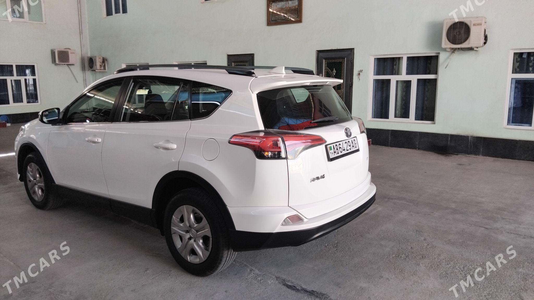 Toyota RAV4 2017 - 290 000 TMT - Кипджак - img 5