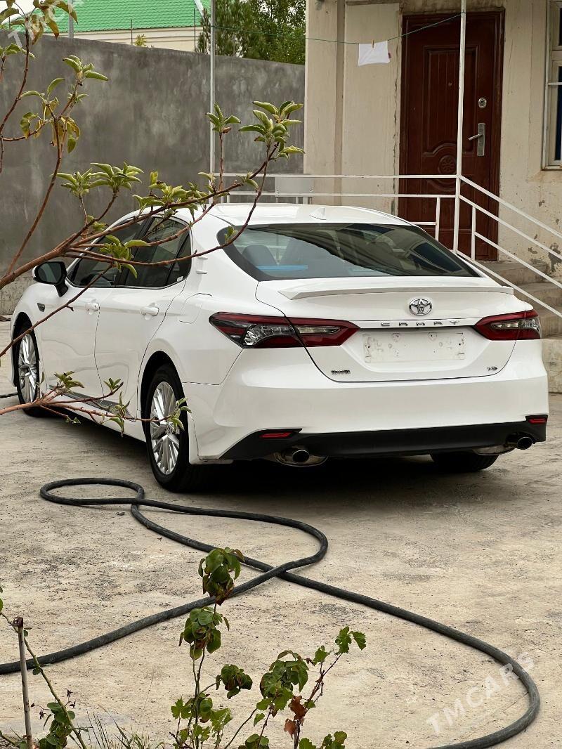 Toyota Camry 2021 - 275 000 TMT - Ашхабад - img 2