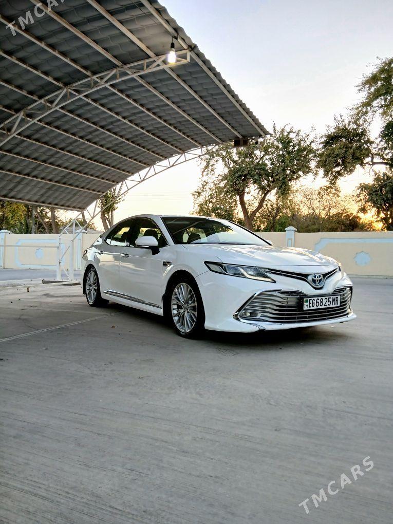 Toyota Camry Hybrid 2018 - 240 000 TMT - Байрамали - img 2