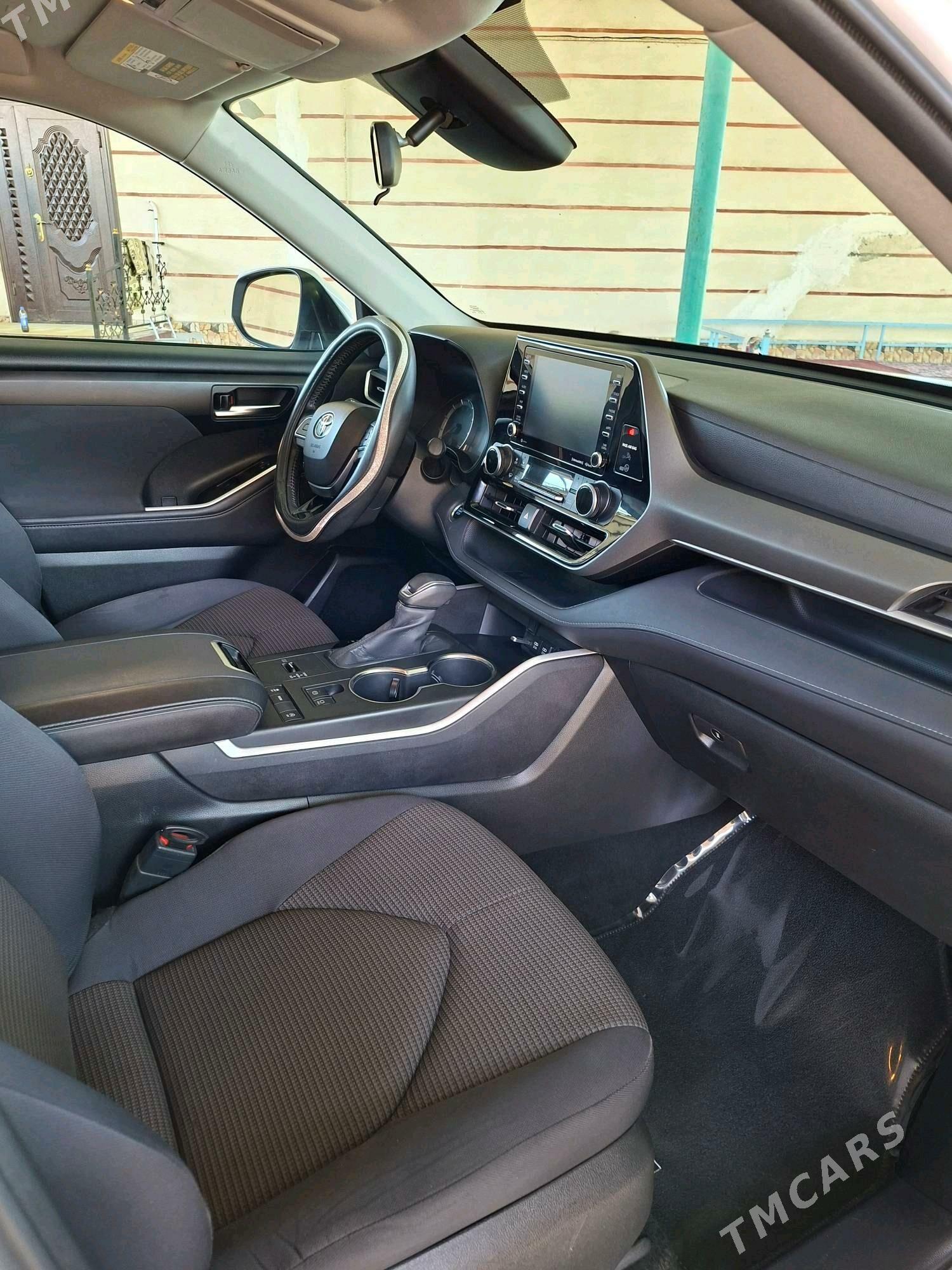 Toyota Highlander 2020 - 520 000 TMT - Дашогуз - img 4