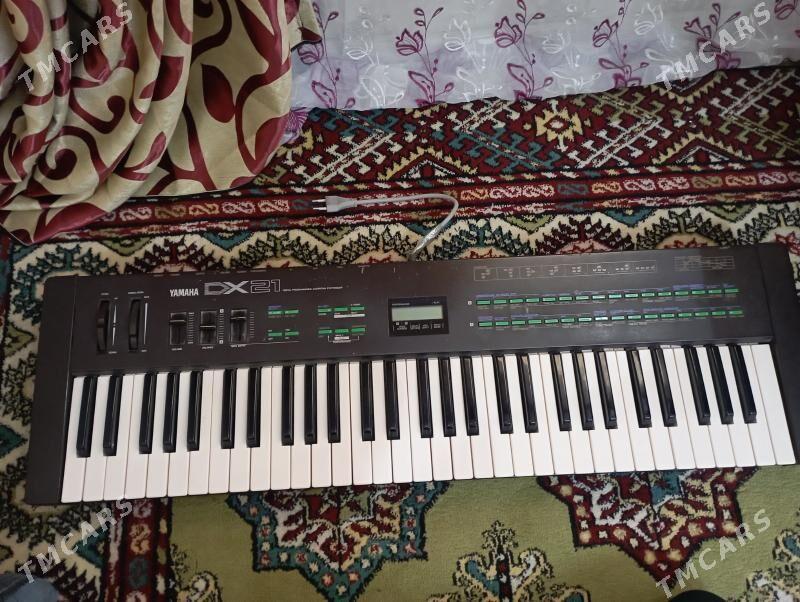 YAMAHA DX21 - Garabogaz - img 2