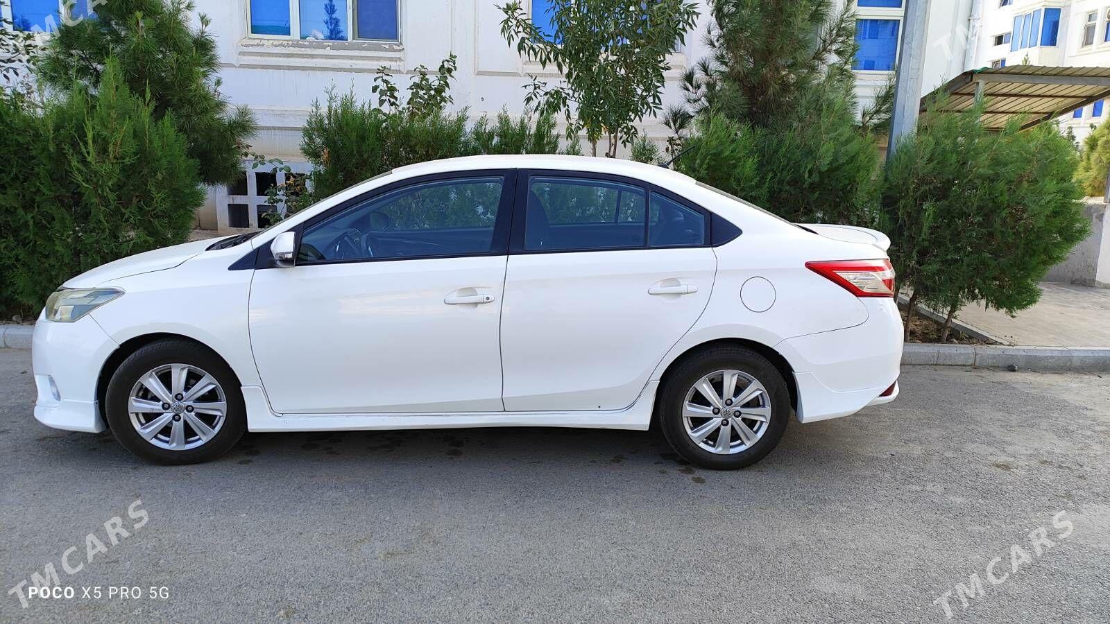 Toyota Yaris 2014 - 160 000 TMT - Büzmeýin - img 2