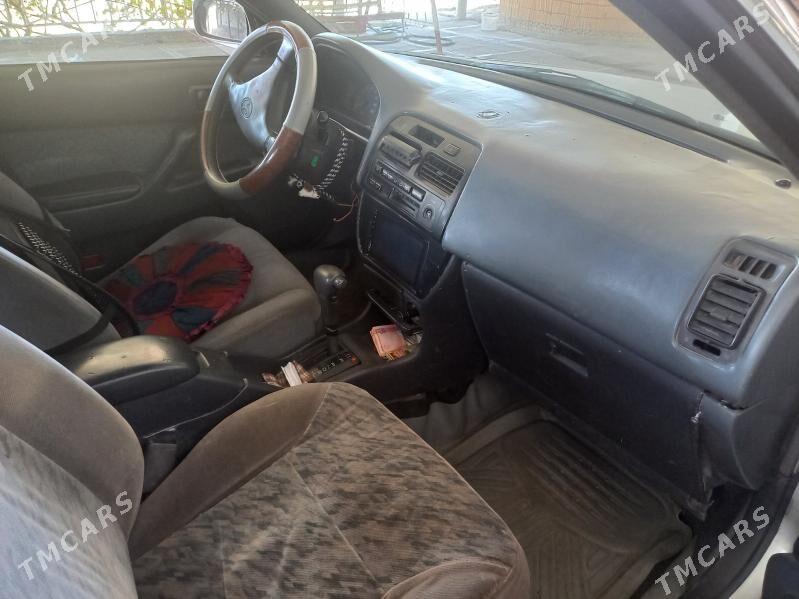 Toyota Vista 1994 - 52 000 TMT - Мары - img 4