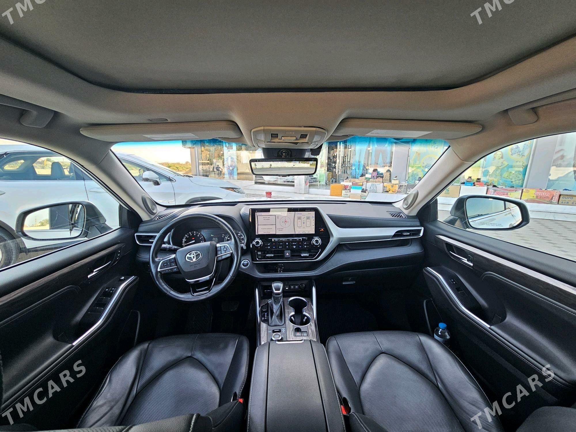 Toyota Highlander 2022 - 520 000 TMT - Мары - img 7