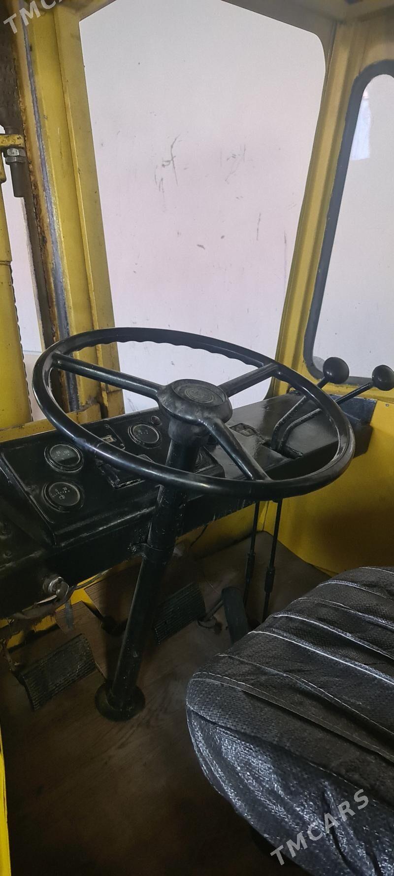 Kara Forklift 2005 - 110 000 TMT - Änew - img 9