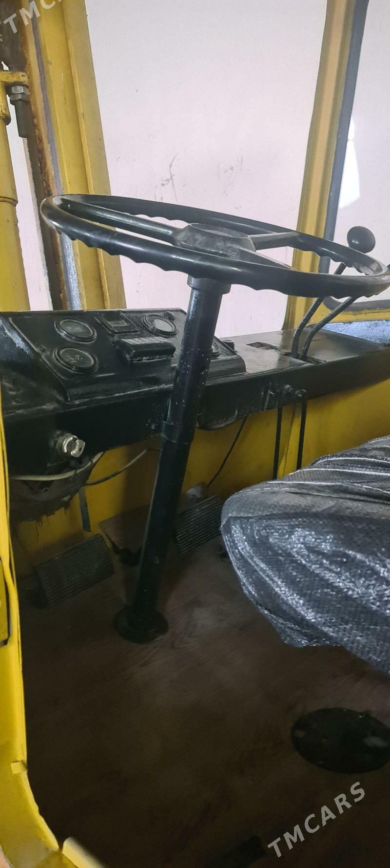 Kara Forklift 2005 - 110 000 TMT - Änew - img 5