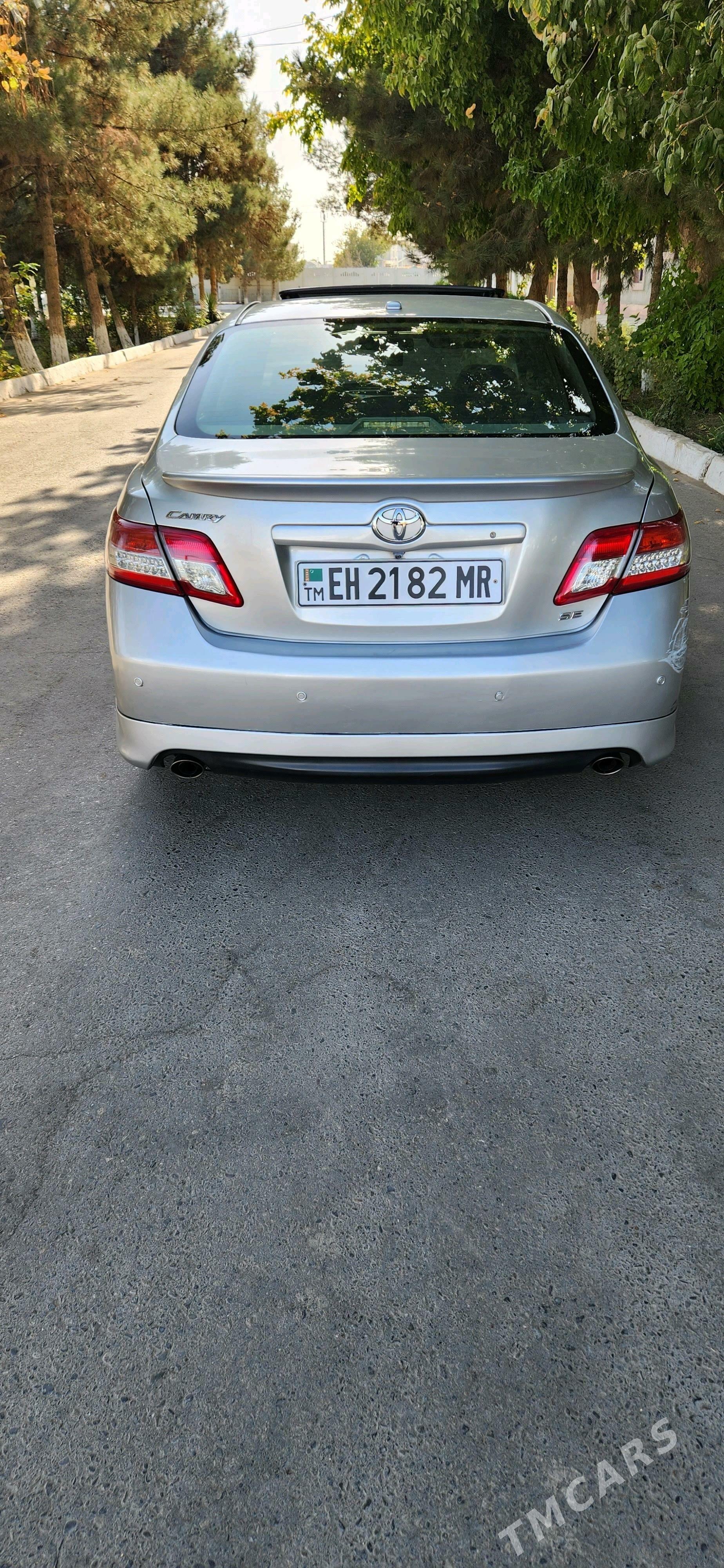 Toyota Camry 2010 - 200 000 TMT - Мары - img 5