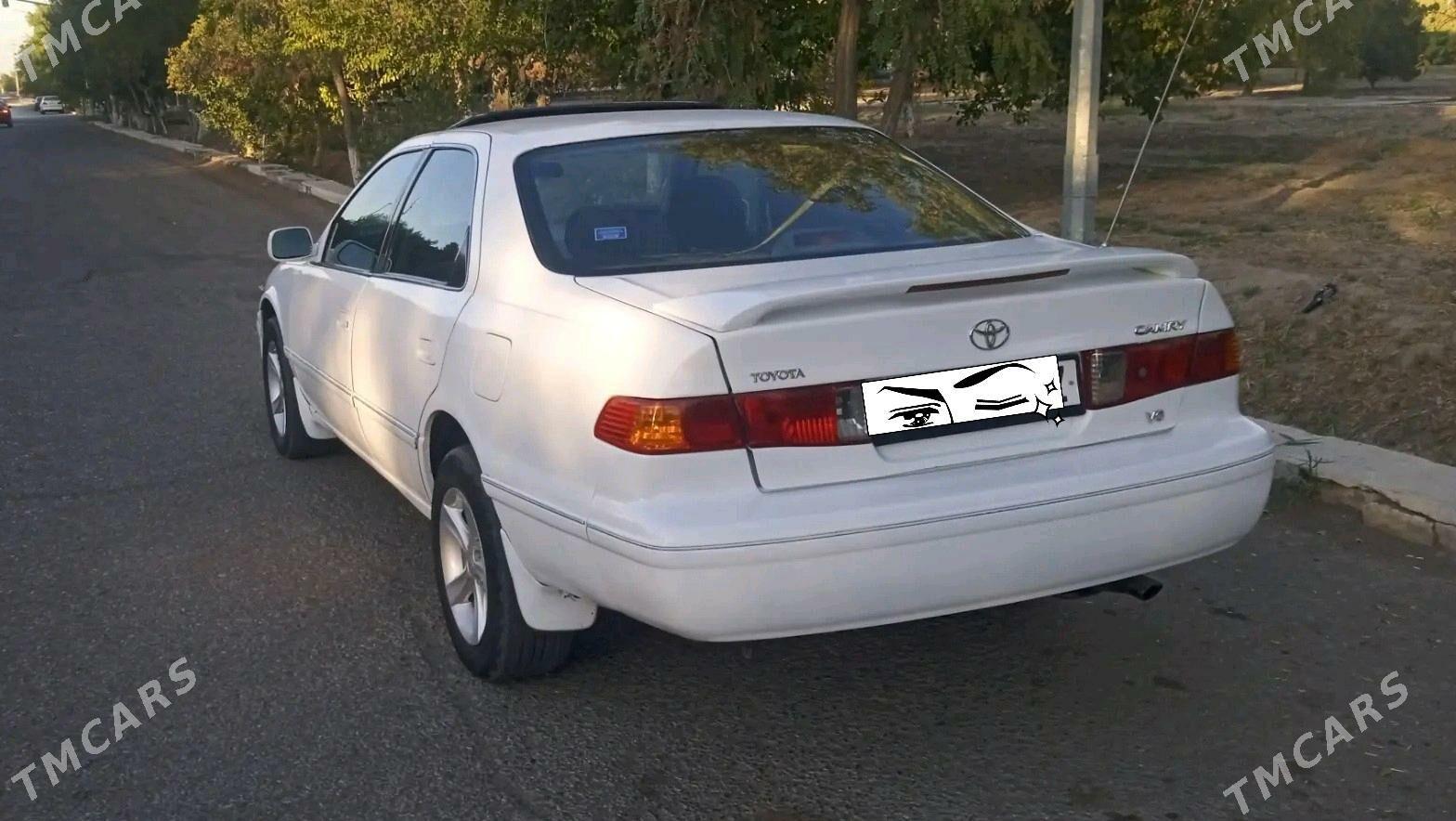 Toyota Camry 1998 - 138 000 TMT - Daşoguz - img 2