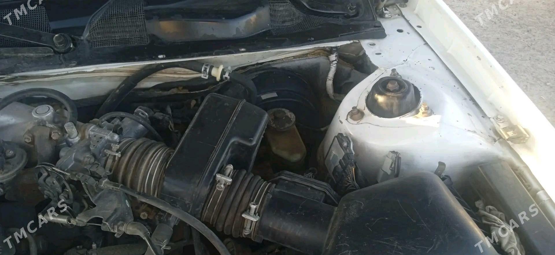 Toyota Camry 2000 - 140 000 TMT - Гороглы (Тагта) - img 9