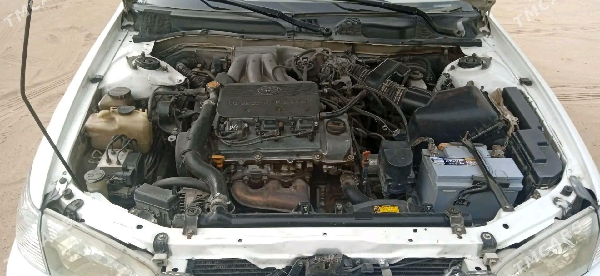 Toyota Camry 2000 - 140 000 TMT - Гороглы (Тагта) - img 4