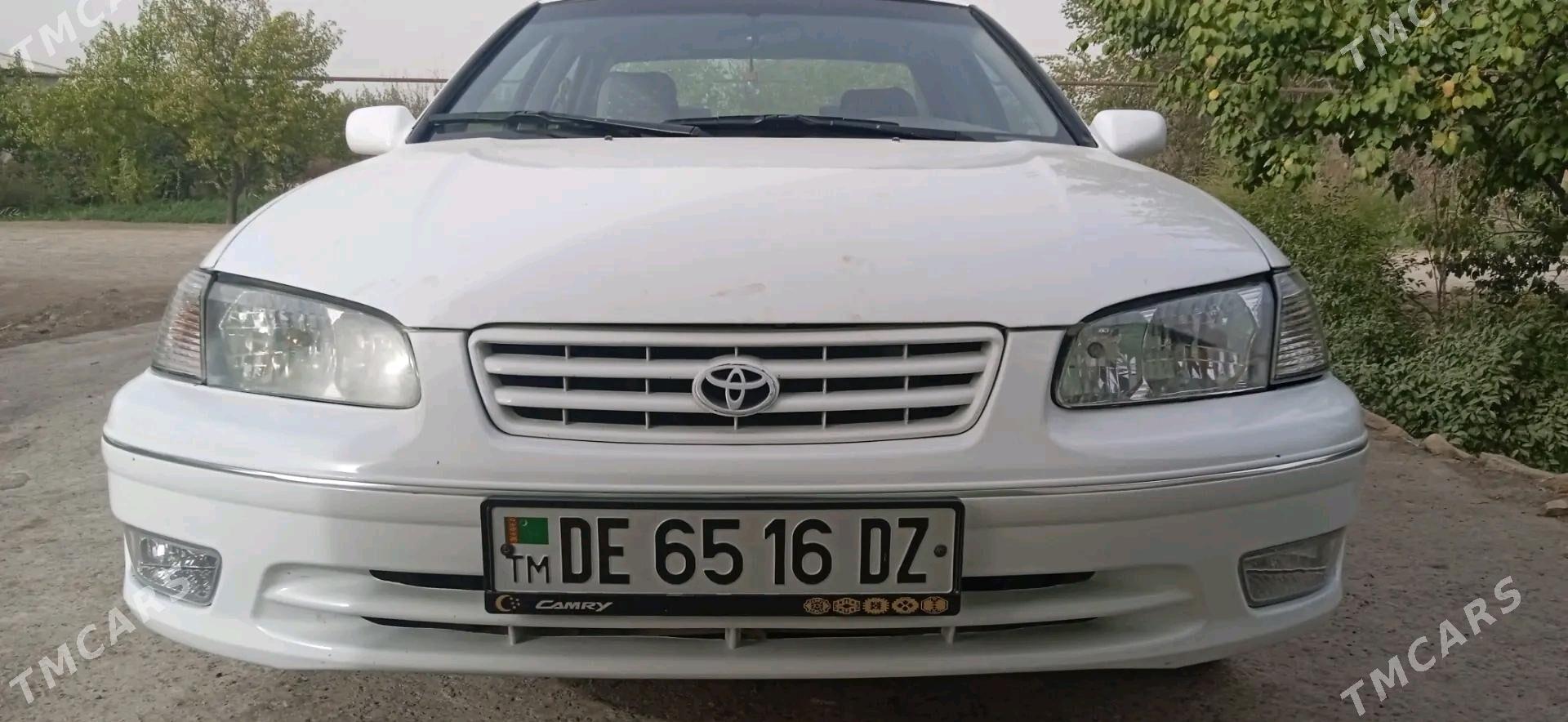 Toyota Camry 2000 - 140 000 TMT - Гороглы (Тагта) - img 10