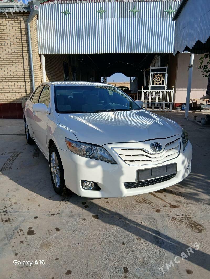Toyota Camry 2011 - 180 000 TMT - Мары - img 6