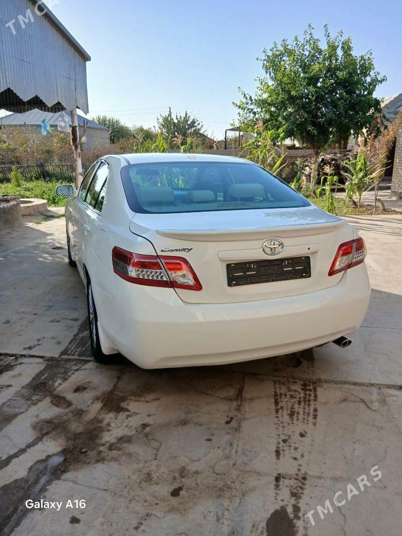Toyota Camry 2011 - 180 000 TMT - Мары - img 7