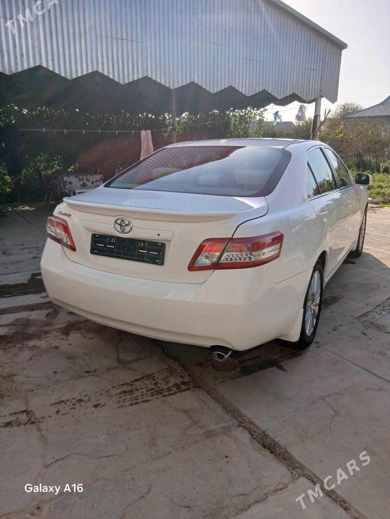 Toyota Camry 2011 - 180 000 TMT - Мары - img 2