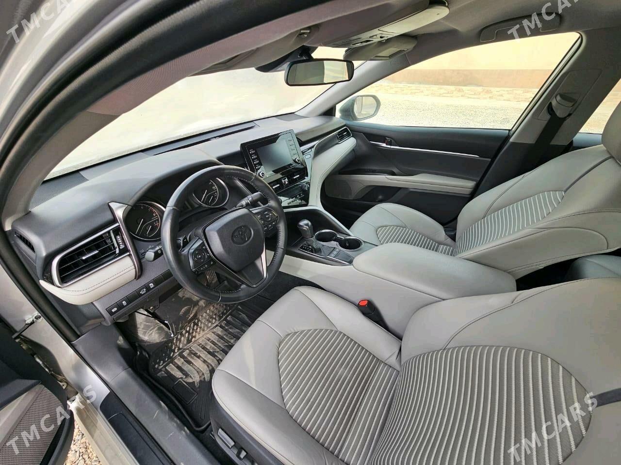Toyota Camry 2022 - 325 000 TMT - Gökdepe - img 2