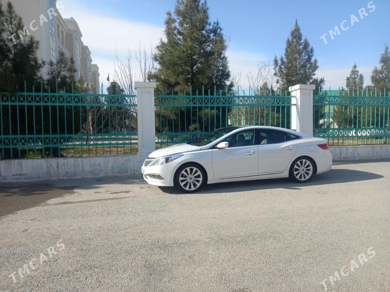 Hyundai Azera 2016 - 240 000 TMT - Büzmeýin - img 3