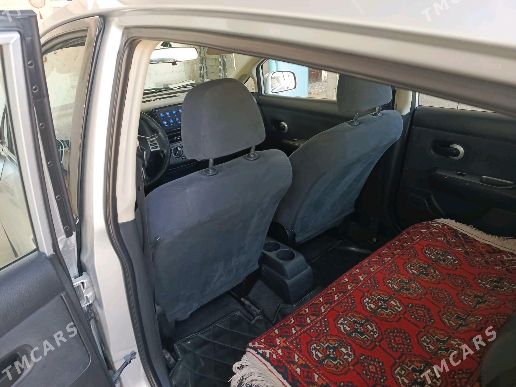 Nissan Versa 2009 - 120 000 TMT - Ак-Бугдайский этрап - img 4