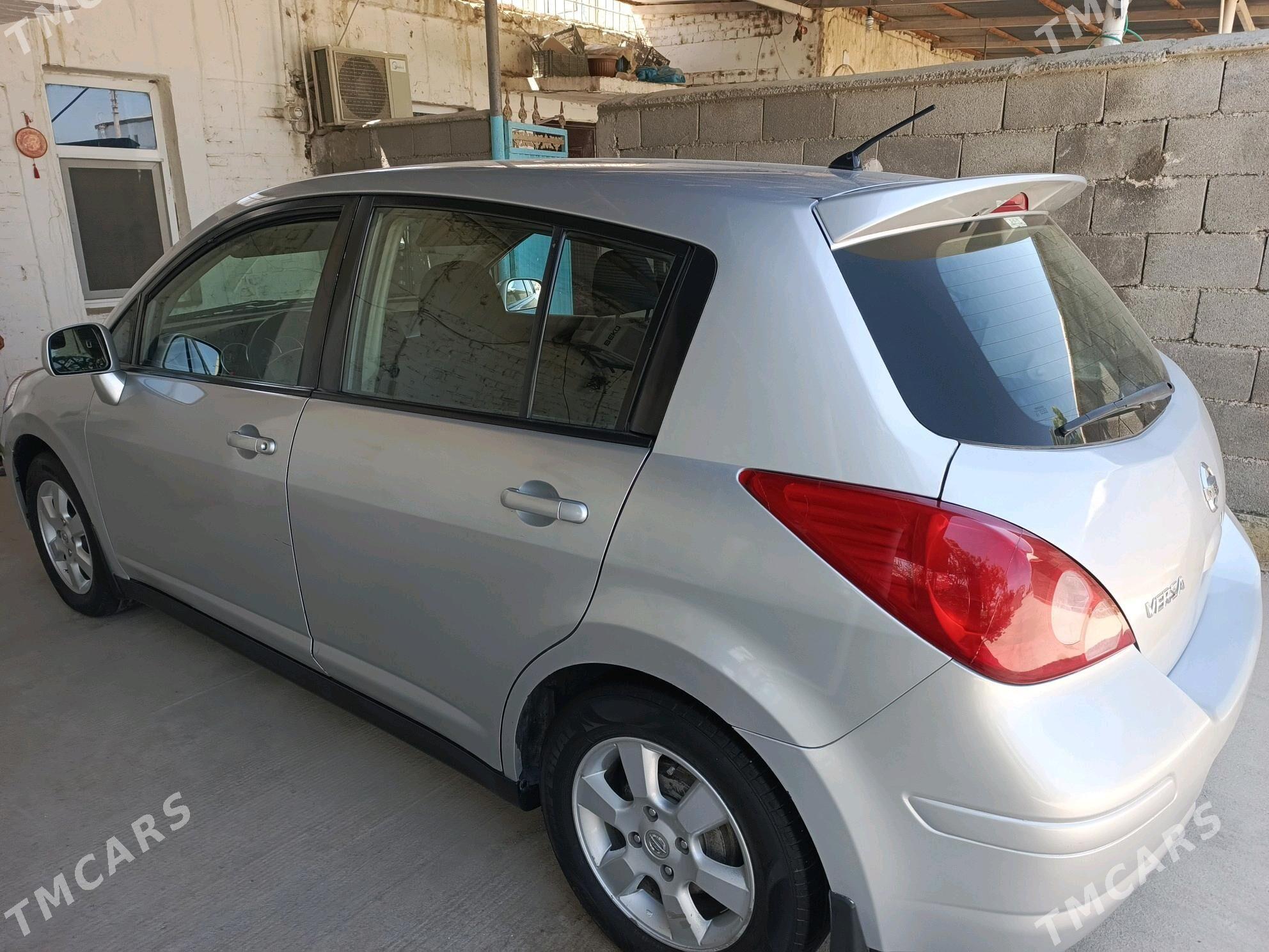 Nissan Versa 2009 - 120 000 TMT - Ак-Бугдайский этрап - img 7